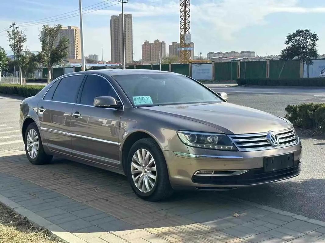 辉腾现在多少钱(辉腾多少钱一台新车)