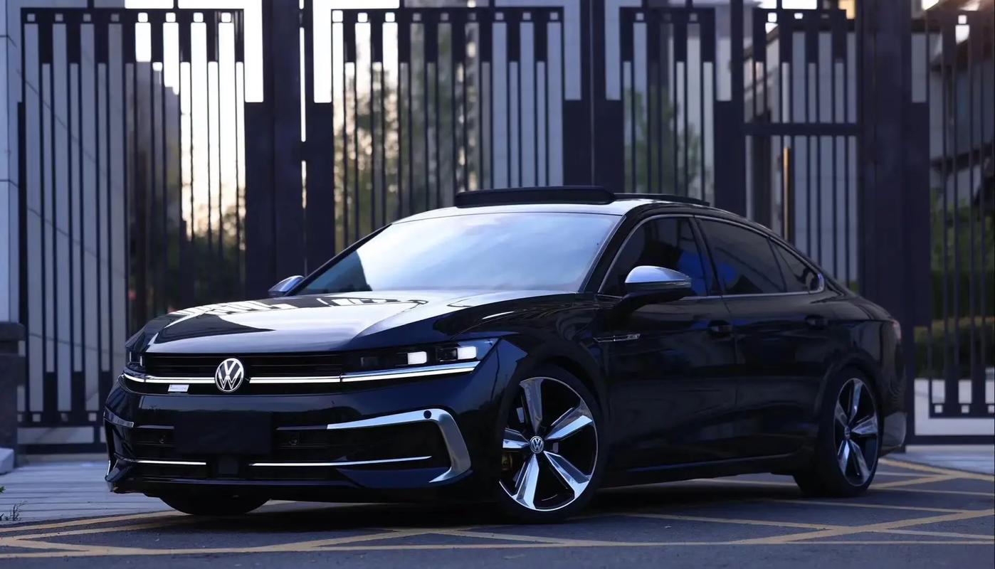 迈腾b9最新款2024落地价 2022款迈腾b9谍照