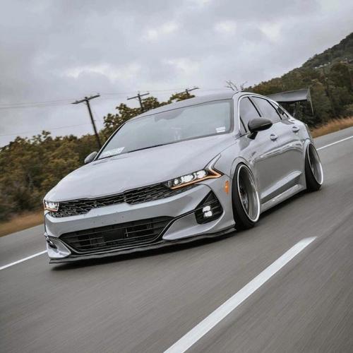 起亚k5外观改装效果图(2016款起亚k5改装视频)