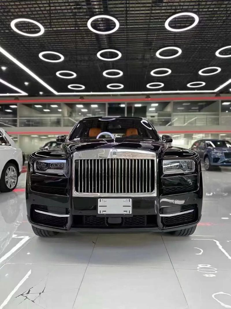 劳斯莱斯越野车,劳斯莱斯越野车价格