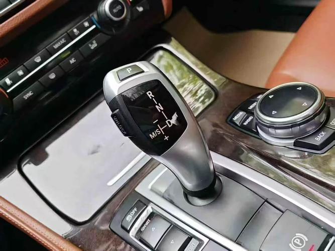 宝马发动机价格(宝马汽车发动机多少钱一台)