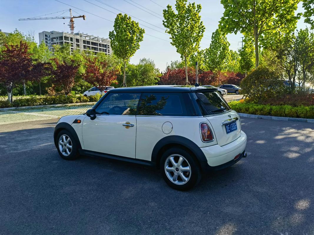 自动挡小型车大全／自动挡小型车报价及图片