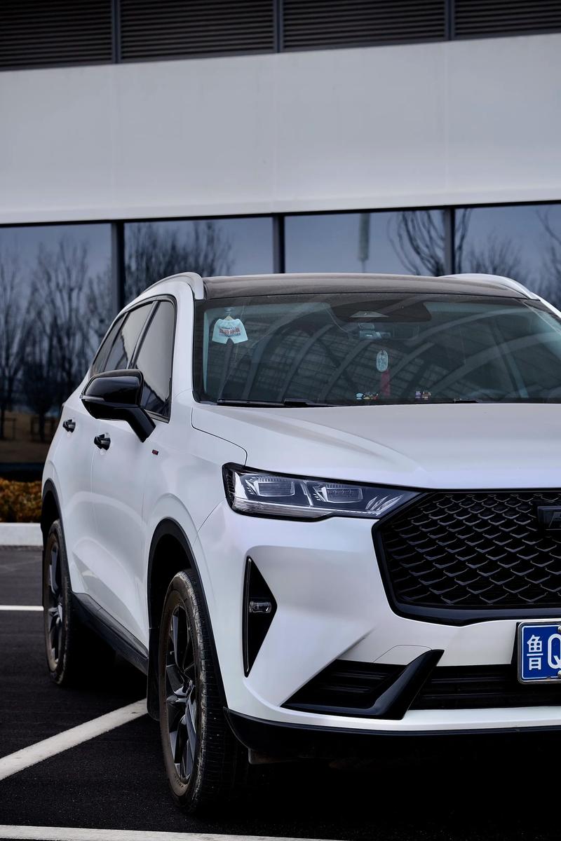 哈弗h6一代二代三代图片(哈弗h6一代二代三代图片大全)