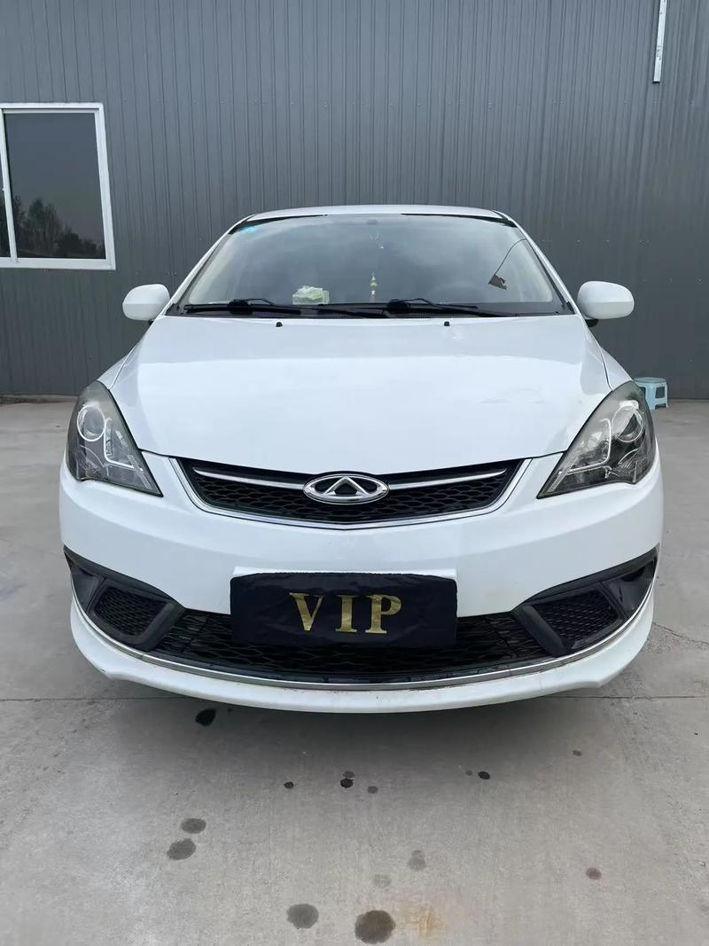 奇瑞风云2两厢新车多少钱,奇瑞风云2三厢多少钱