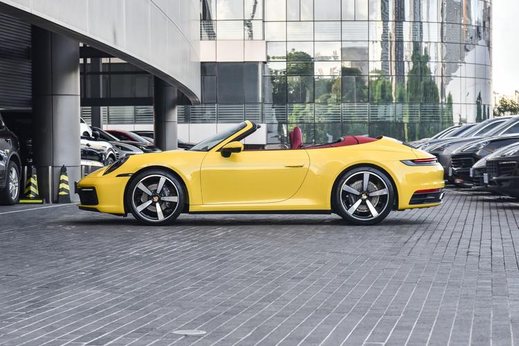 保时捷911敞篷跑车,保时捷911敞篷跑车4座