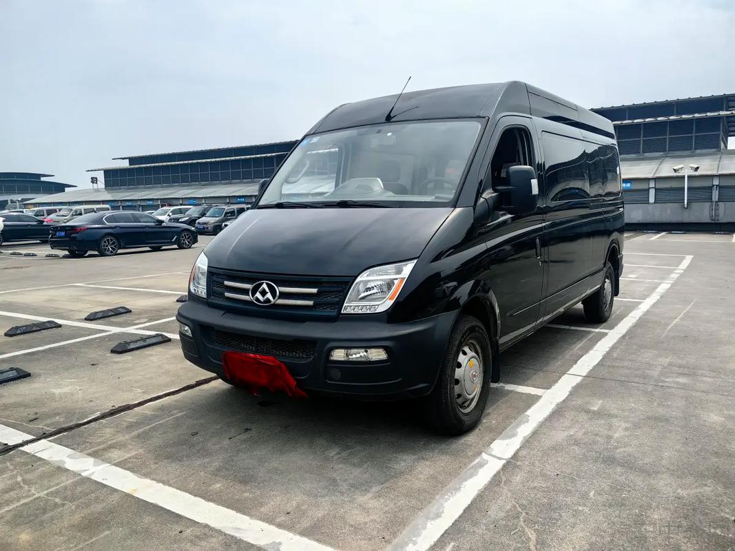 上汽大通v80长轴中顶价格,上汽大通v80长轴中顶价格2020年