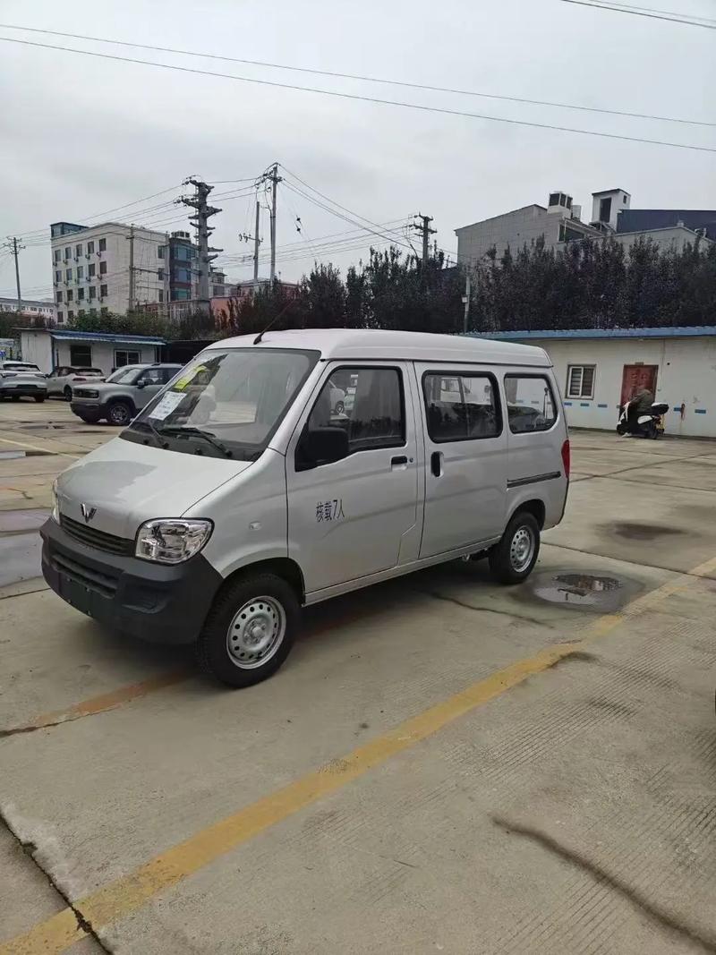 五菱之光2024款最新款报价 五菱之光新车报价2014款