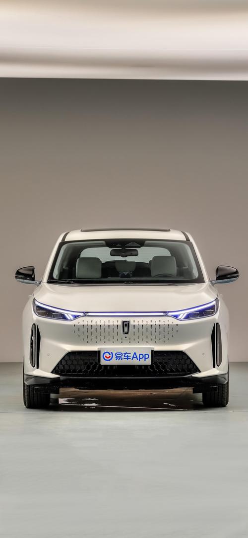 奔腾e01价格／奔腾e01试驾