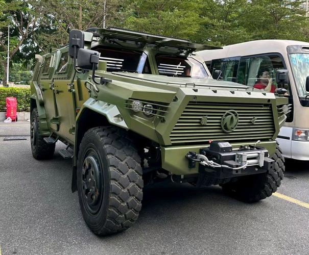 东风猛士三代参数,第三代东风猛士越野车视频