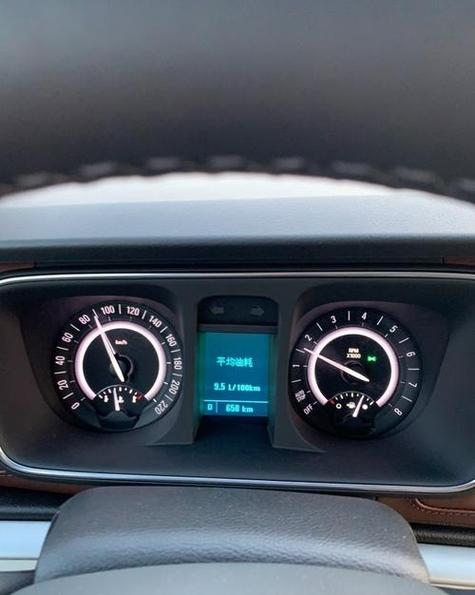 【别克gl8经典24实际油耗,别克gl8市区真实油耗】